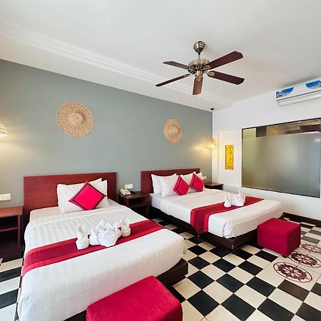 Mekong Angkor Palace Hotel Siem Reap Luaran gambar