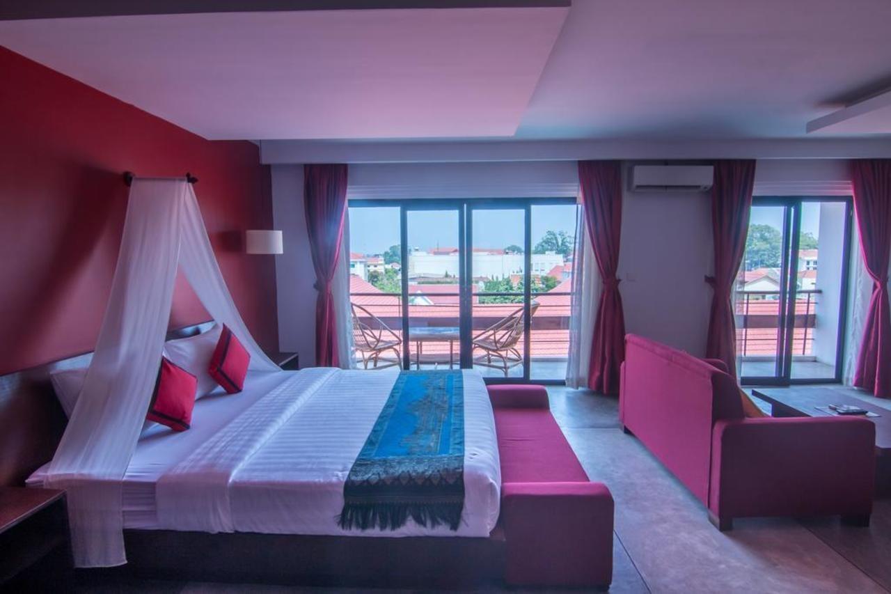 Mekong Angkor Palace Hotel Siem Reap Luaran gambar