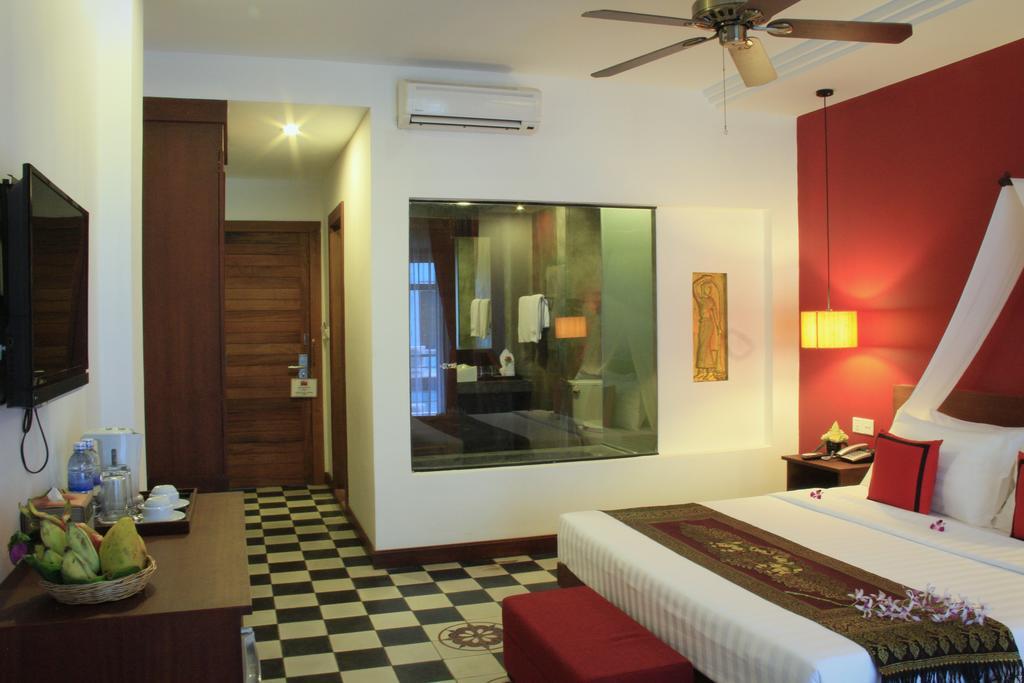 Mekong Angkor Palace Hotel Siem Reap Luaran gambar